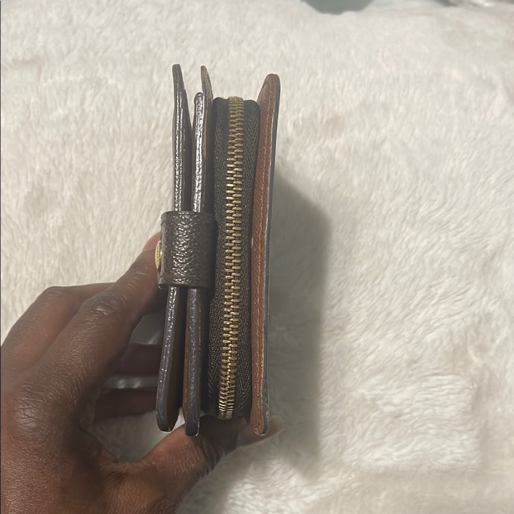 Authentic Louis Vuitton Monogram Compact Zip Bifold Wallet - Picture 3 of 14